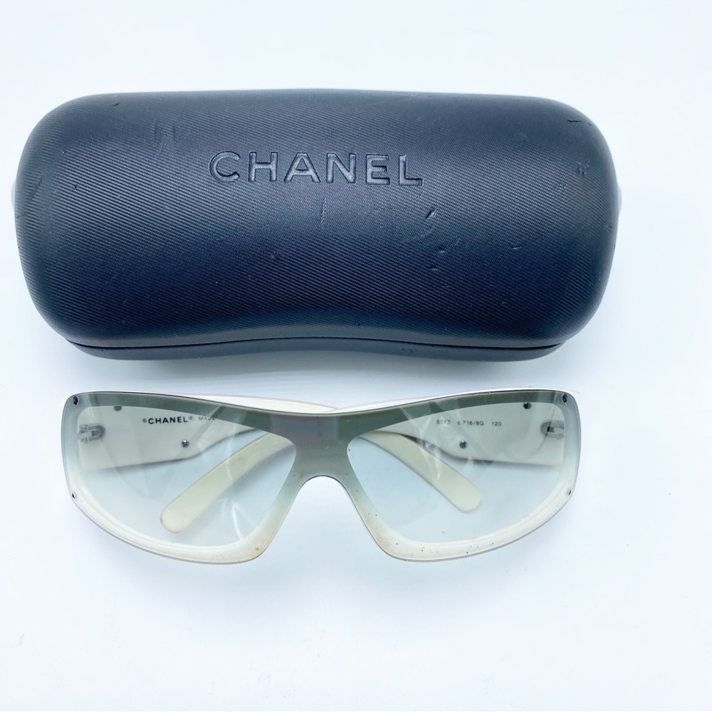 Authentic CHANEL Dream Wrap White & Black Sporty Y2K Early 2000s Sunglasses - Picture 2 of 12